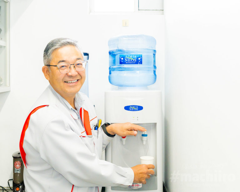 アクアネオスのある風景 高田電気様マチイロマガジン62号 吉田商事 記事写真 1